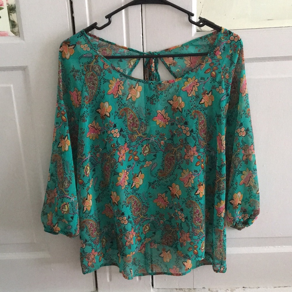 Beautiful sheer floral blouse- Size L